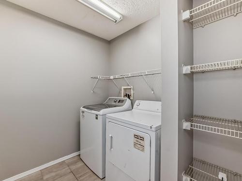 11810 43 Street, Edmonton, AB - Indoor Photo Showing Laundry Room