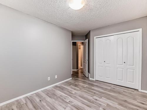 11810 43 Street, Edmonton, AB - Indoor Photo Showing Other Room