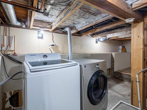 12034 62 Street, Edmonton, AB - Indoor Photo Showing Laundry Room