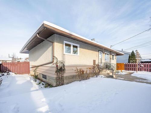 10215 136 Avenue, Edmonton, AB 