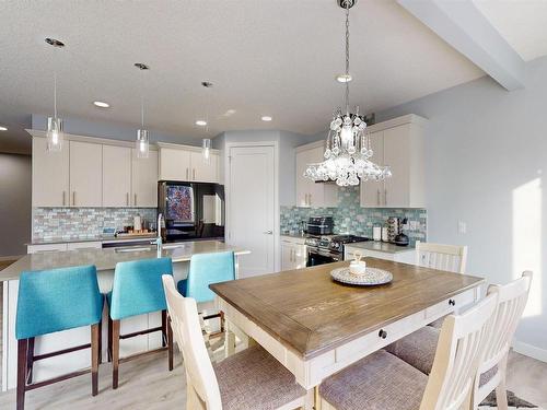 215 Glenridding Ravine Rd, Edmonton, AB - Indoor Photo Showing Dining Room