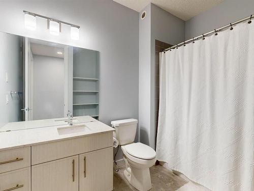 215 Glenridding Ravine Rd, Edmonton, AB - Indoor Photo Showing Bathroom