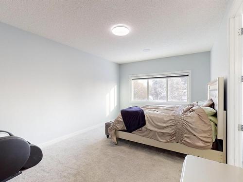 215 Glenridding Ravine Rd, Edmonton, AB - Indoor Photo Showing Bedroom