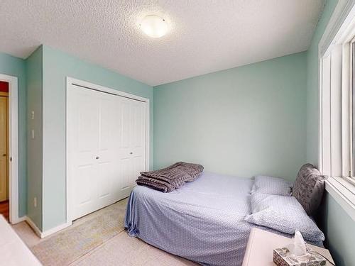 453 1196 Hyndman Rd, Edmonton, AB - Indoor Photo Showing Bedroom