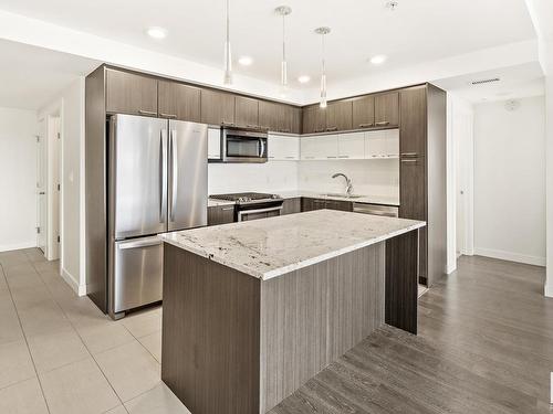 1404 9720 106 Street, Edmonton, AB - Indoor Photo Showing Kitchen With Upgraded Kitchen