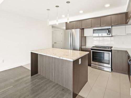 1404 9720 106 Street, Edmonton, AB - Indoor Photo Showing Kitchen With Upgraded Kitchen