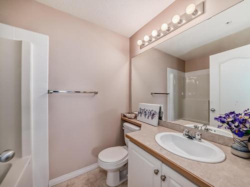 227 9525 162 Avenue, Edmonton, AB - Indoor Photo Showing Bathroom