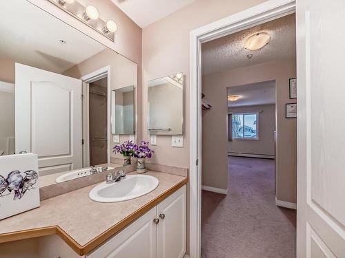 227 9525 162 Avenue, Edmonton, AB - Indoor Photo Showing Bathroom