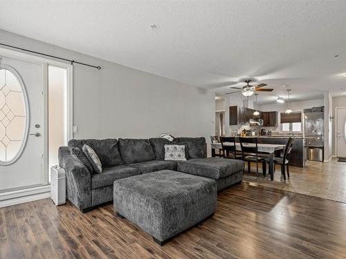 202 802 -12 Street, Cold Lake, AB - Indoor Photo Showing Living Room