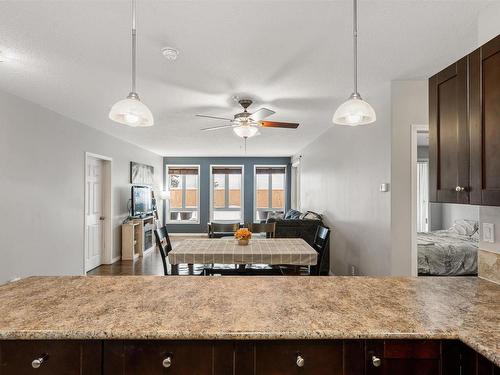 202 802 -12 Street, Cold Lake, AB - Indoor Photo Showing Kitchen