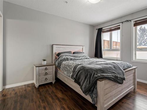 202 802 -12 Street, Cold Lake, AB - Indoor Photo Showing Bedroom