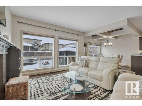 2016 68 Street, Edmonton, AB - Indoor Photo Showing Living Room