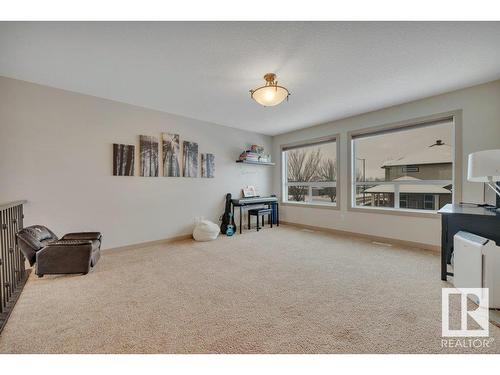 2016 68 Street, Edmonton, AB - Indoor