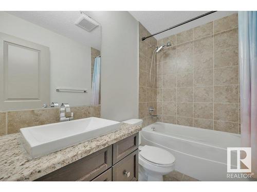 2016 68 Street, Edmonton, AB - Indoor Photo Showing Bathroom