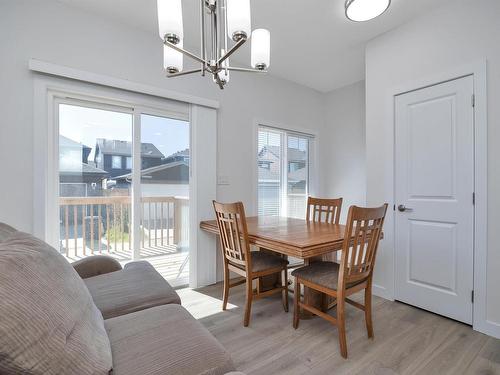 47 603 Orchards Boulevard, Edmonton, AB - Indoor Photo Showing Dining Room