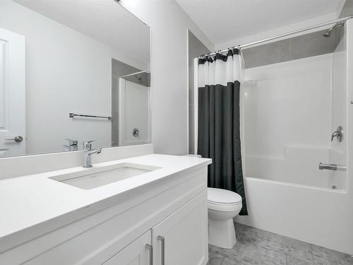 47 603 Orchards Boulevard, Edmonton, AB - Indoor Photo Showing Bathroom