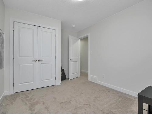 47 603 Orchards Boulevard, Edmonton, AB - Indoor Photo Showing Other Room