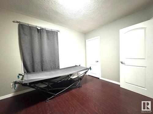 11834 44 Street, Edmonton, AB - Indoor Photo Showing Other Room