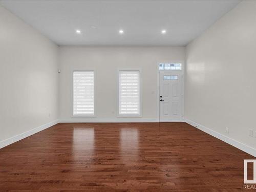 4366 Veterans Way, Edmonton, AB - Indoor Photo Showing Other Room