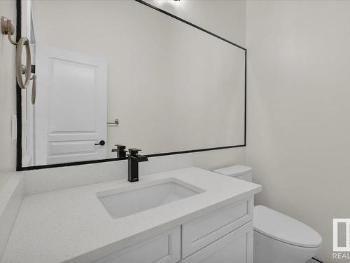 4366 Veterans Way, Edmonton, AB - Indoor Photo Showing Bathroom