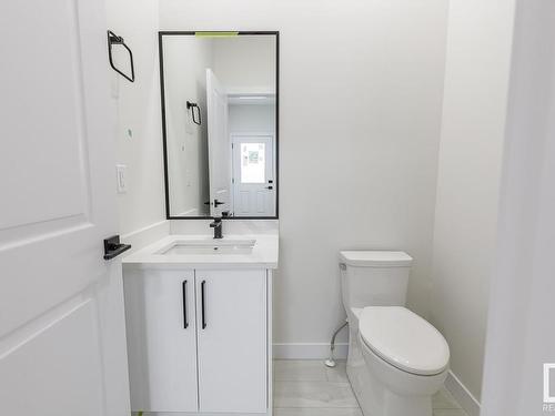 22 Chambery Crescent, St. Albert, AB - Indoor Photo Showing Bathroom