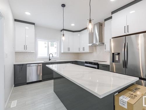 22 Chambery Crescent, St. Albert, AB - Indoor Photo Showing Kitchen With Stainless Steel Kitchen With Upgraded Kitchen