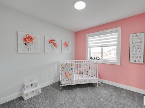 40 Chambery Crescent, St. Albert, AB - Indoor Photo Showing Bedroom