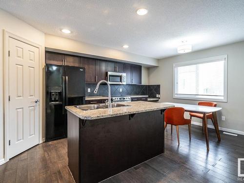 75 2336 Aspen Trail, Sherwood Park, AB - Indoor Photo Showing Kitchen With Double Sink With Upgraded Kitchen