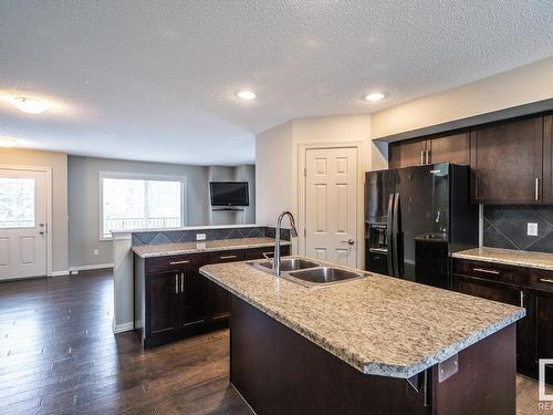 75 2336 Aspen Trail, Sherwood Park, AB - Indoor Photo Showing Kitchen With Double Sink With Upgraded Kitchen