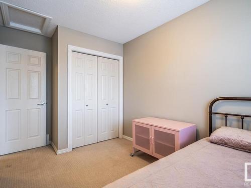 75 2336 Aspen Trail, Sherwood Park, AB - Indoor Photo Showing Bedroom