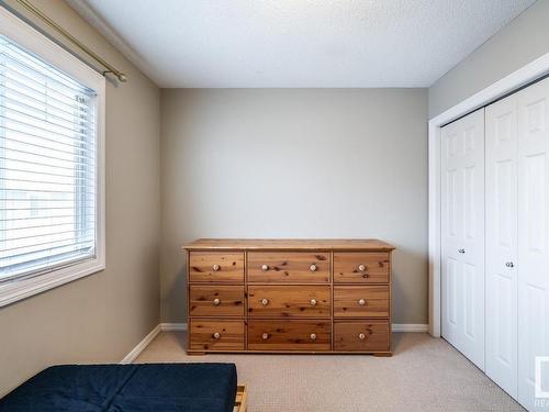 75 2336 Aspen Trail, Sherwood Park, AB - Indoor Photo Showing Bedroom