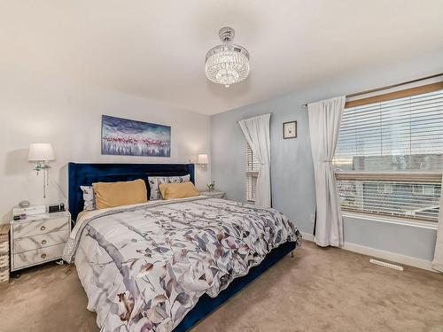 22 100 Jensen Lakes Boulevard, St. Albert, AB - Indoor Photo Showing Bedroom