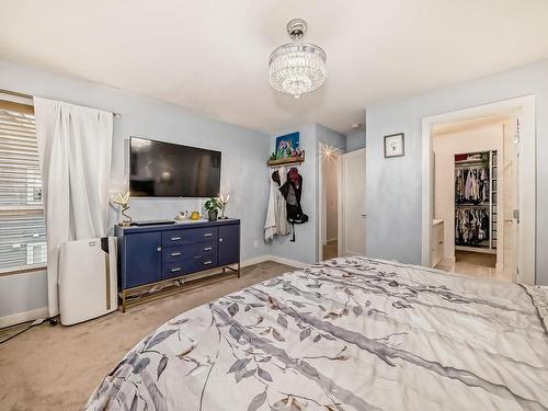 22 100 Jensen Lakes Boulevard, St. Albert, AB - Indoor Photo Showing Bedroom