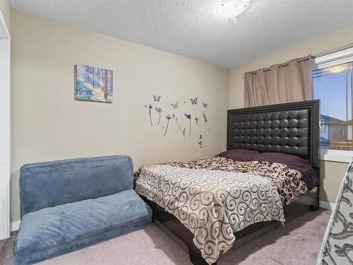 15104 31 Street Nw, Edmonton, AB - Indoor Photo Showing Bedroom