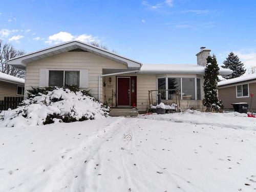 1097 Moyer Drive, Sherwood Park, AB 