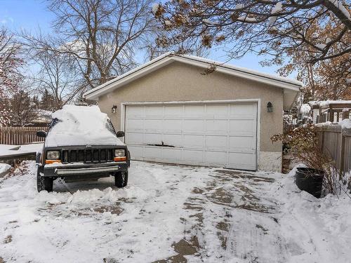 1097 Moyer Drive, Sherwood Park, AB 