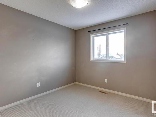 7669 Schmid Crescent, Edmonton, AB - Indoor Photo Showing Other Room