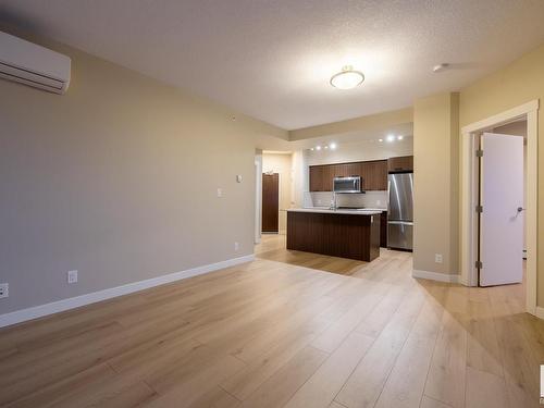 1306 10410 102 Avenue, Edmonton, AB - Indoor Photo Showing Kitchen