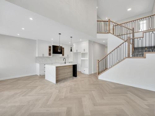 1060 Goldfinch Way, Edmonton, AB - Indoor Photo Showing Kitchen