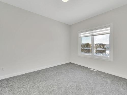 1060 Goldfinch Way, Edmonton, AB - Indoor Photo Showing Other Room