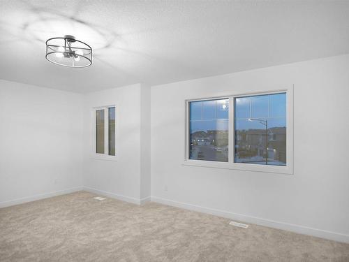 17407 7 Street, Edmonton, AB - Indoor Photo Showing Other Room