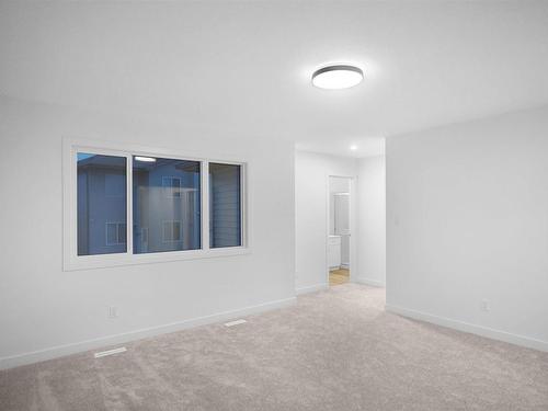 17407 7 Street, Edmonton, AB - Indoor Photo Showing Other Room