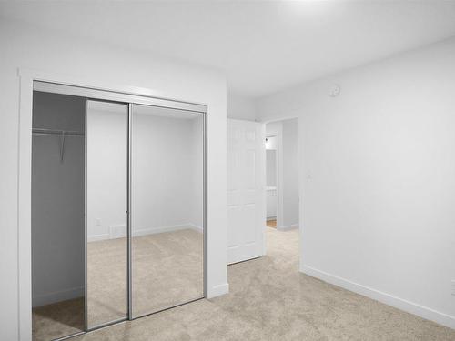 17407 7 Street, Edmonton, AB - Indoor Photo Showing Other Room