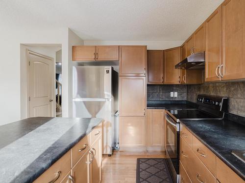 3011 21 Avenue, Edmonton, AB - Indoor Photo Showing Kitchen