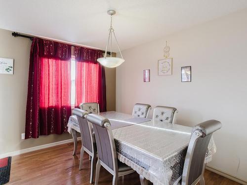 3011 21 Avenue, Edmonton, AB - Indoor Photo Showing Dining Room