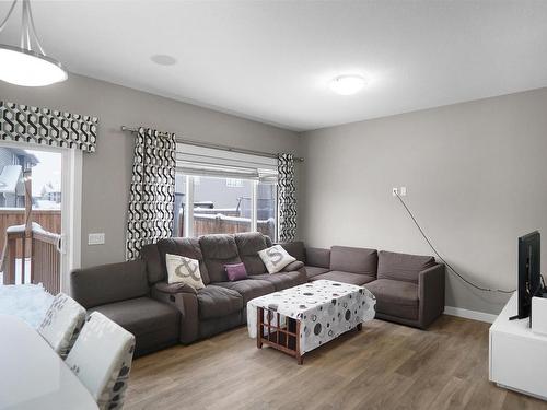 16726 64 Street, Edmonton, AB - Indoor Photo Showing Living Room