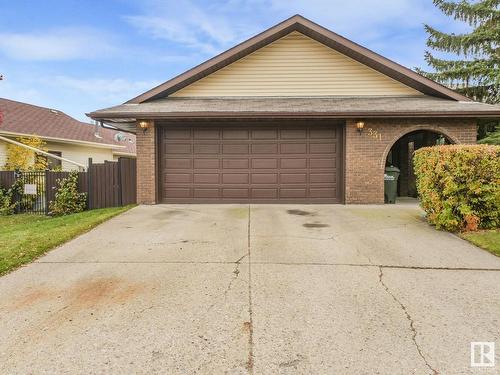 331 Vista Dr, Sherwood Park, AB 