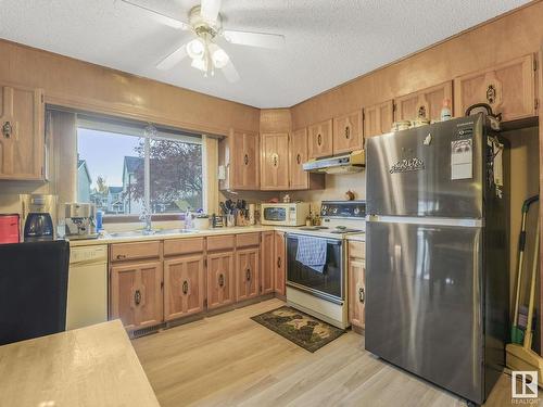 331 Vista Dr, Sherwood Park, AB 