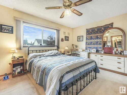 331 Vista Dr, Sherwood Park, AB 