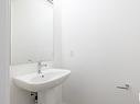 7135 177 Avenue, Edmonton, AB  - Indoor Photo Showing Bathroom 